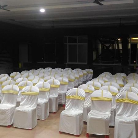 The Southgate Business Hotel Thiruvananthapuram Exterior foto