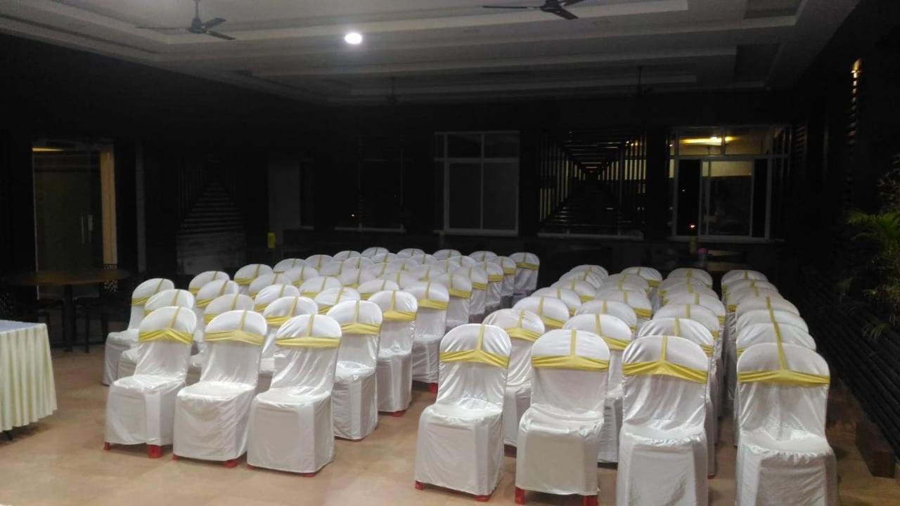 The Southgate Business Hotel Thiruvananthapuram Exterior foto